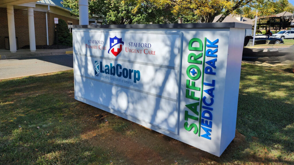 A monument sign with tenant panels for Stafford Medical Park in Stafford, VA, created by Distinct Sign Solutions.
