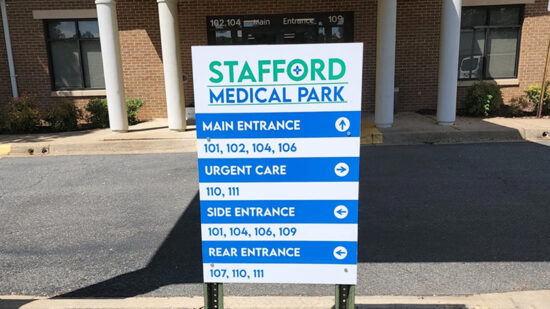 A custom wayfinding office sign for Stafford Medical Park, created by Distinct Sign Solutions (DSS).