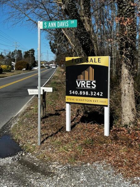 Custom Commercial Real Estate Sale Sign in Spotsylvania, VA