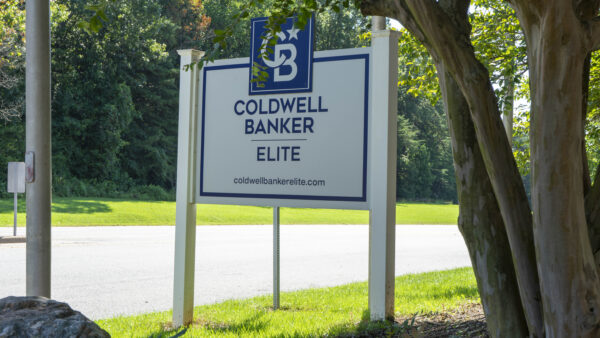 Custom Real Estate Entrance/Monument Sign