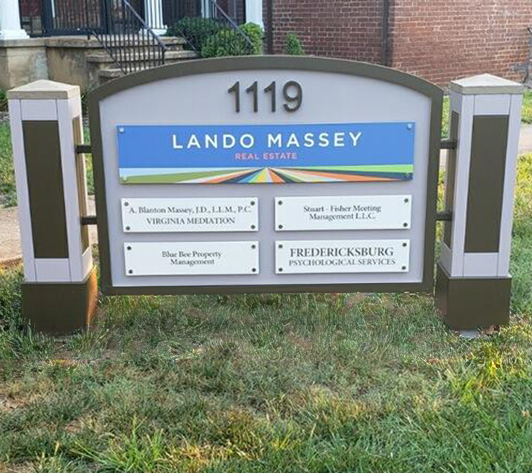 Lando Massey Real Estate Monument Sign – Multi-tenant monument sign at 1119, featuring easily updatable panels for businesses like Lando Massey Real Estate, Virginia Mediation, and Blue Bee Property Management. Designed for seamless tenant changes and long-term property management flexibility.