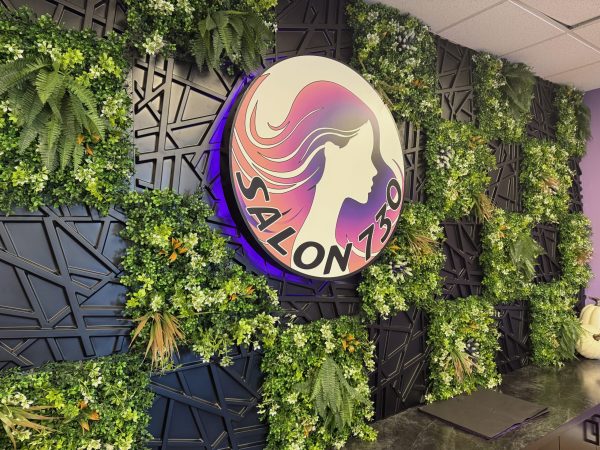 Salon 730’s illuminated (halo) sign