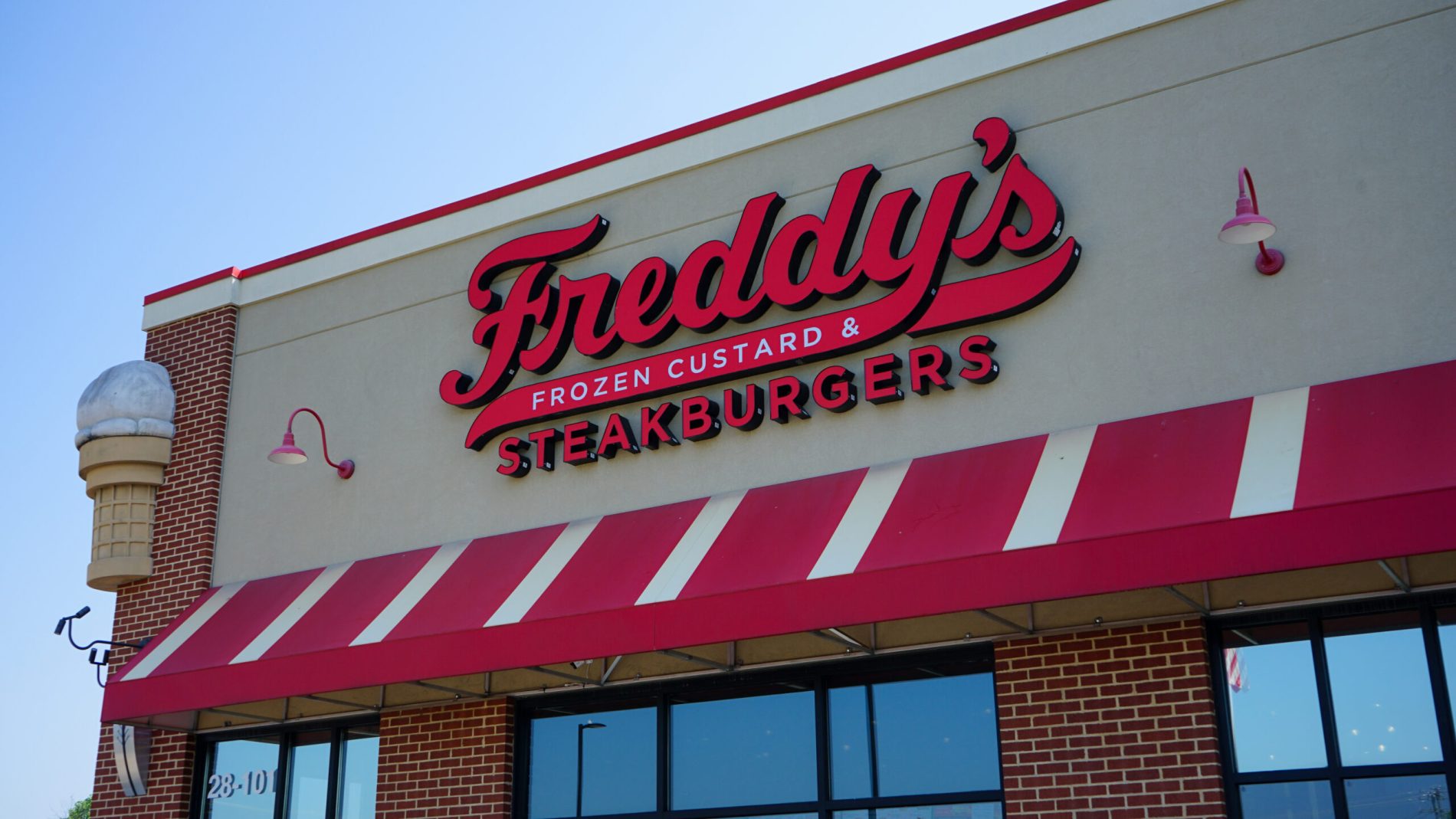 Freddy's Custard partnered with Distinct Sign Solutions for Sign repair and sign removal in Stafford.