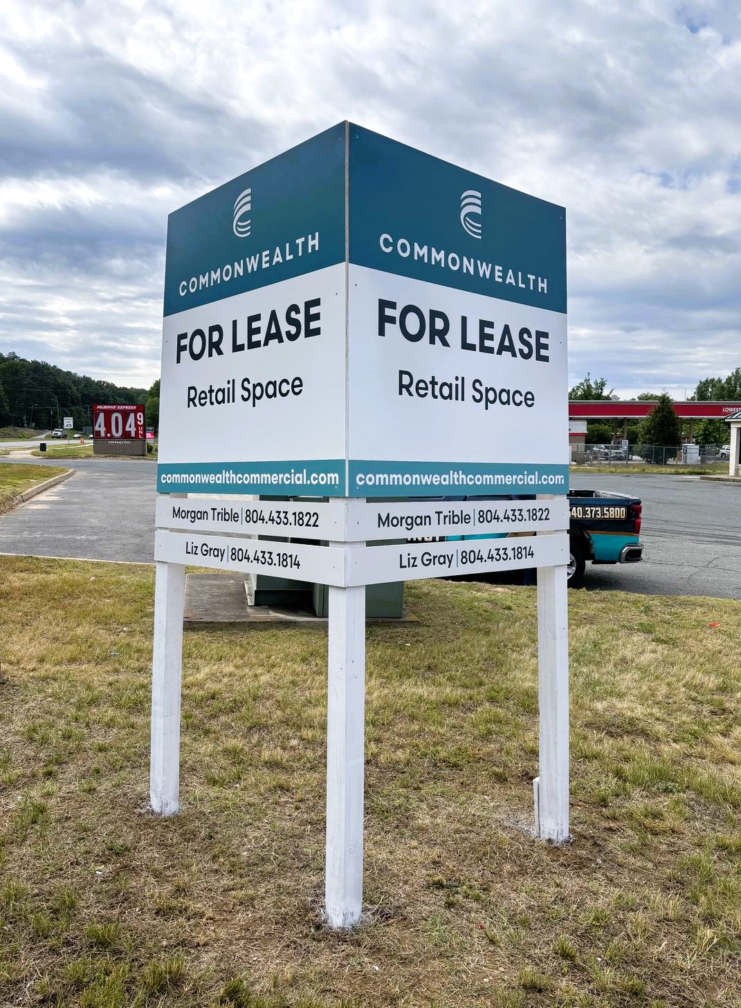Commonwealth Commercial partnered with Distinct Sign Solutions for Real estate signs in Stafford, Virginia.