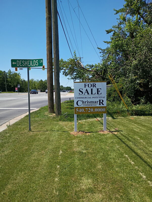 Chrismarr Commercial Real Estate’s real estate signs